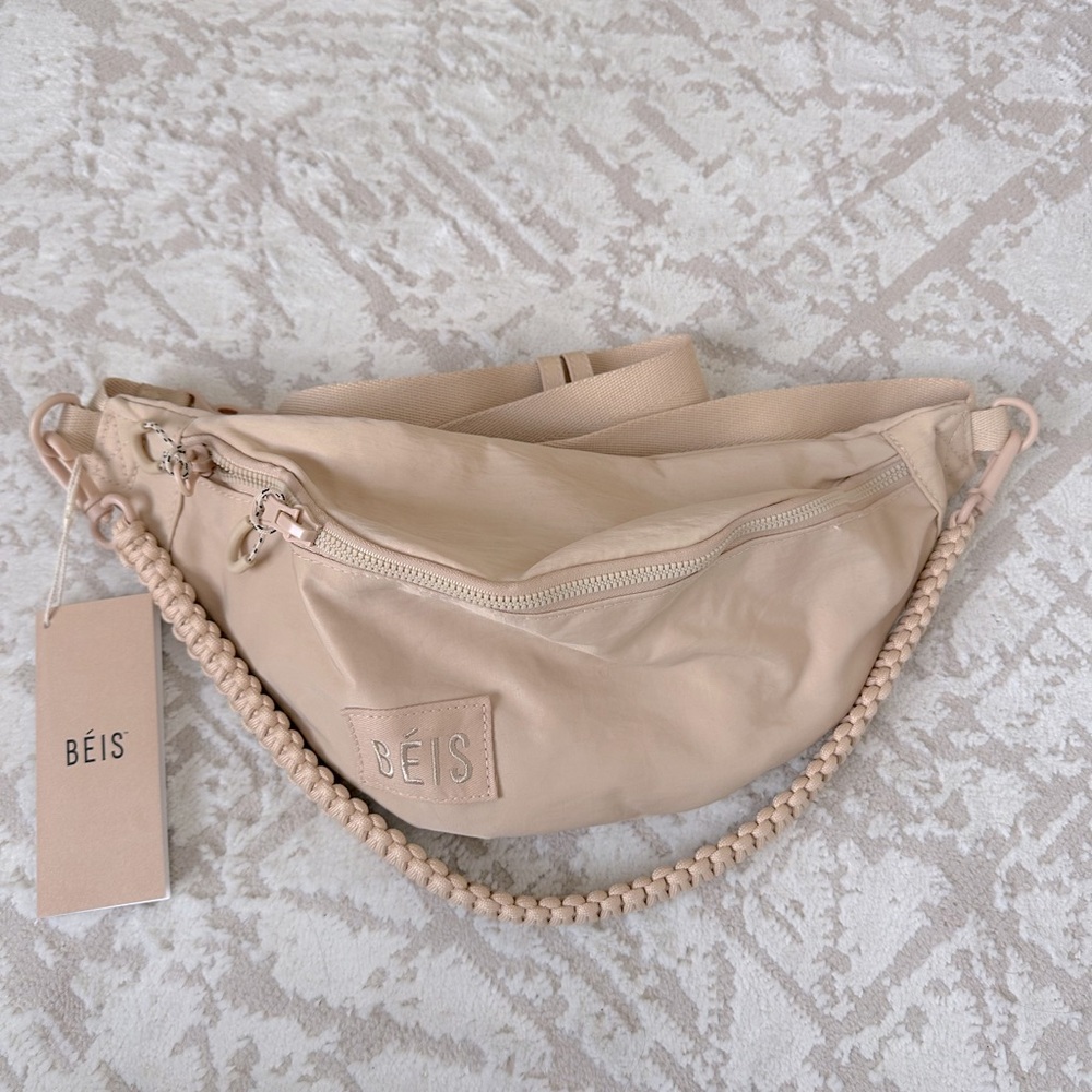 BEIS The Sport Pack in Beige